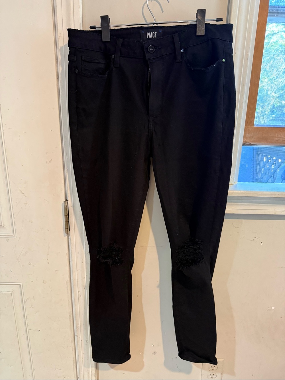 PAIGE Verdugo Destructed Black Jeans Size Womens 30